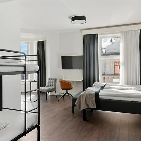 K7 Hotel 3*