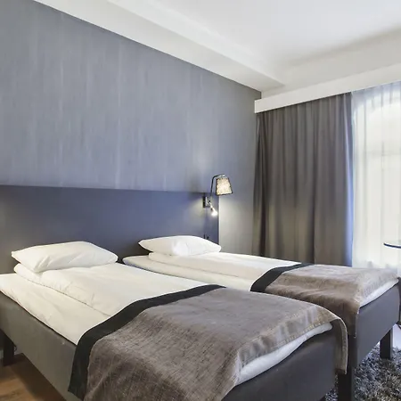 K7 Hotel 3*