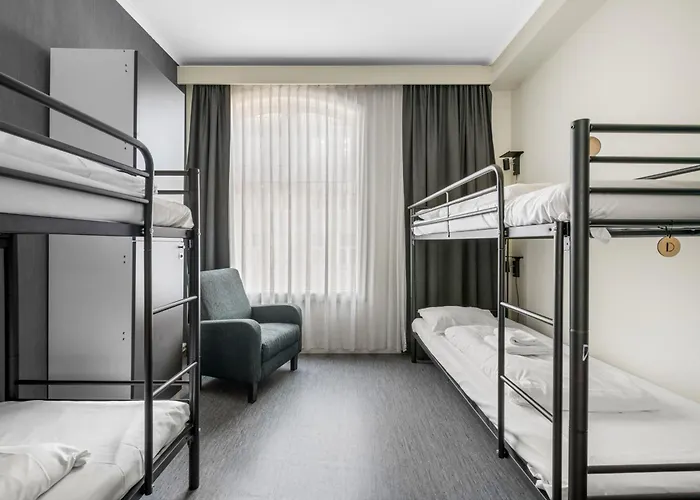 Hotel K7 3*